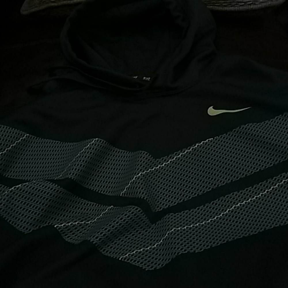 Men's Nike Sweatshirt, Size XL - Picture 3 of 3